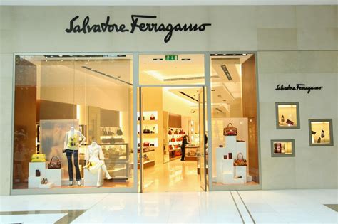 salvatore ferragamo factory outlet.